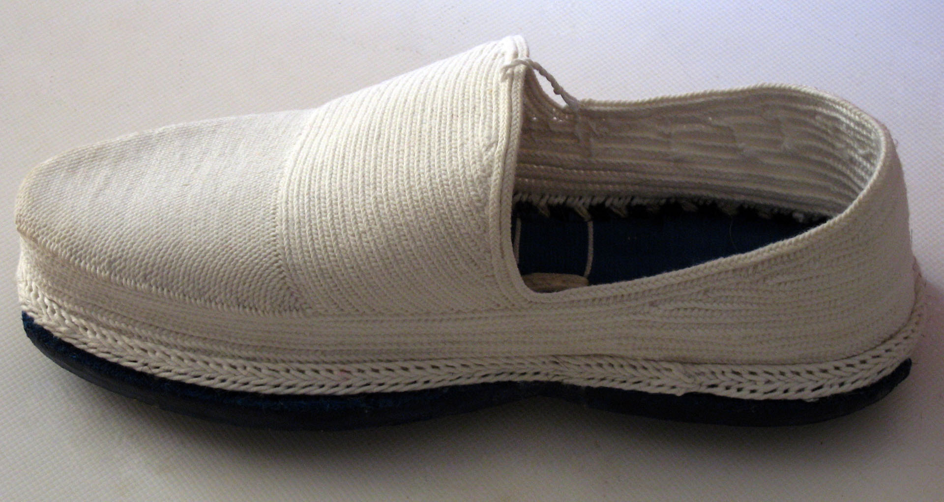 Traditional woven Kurdish klash footwear